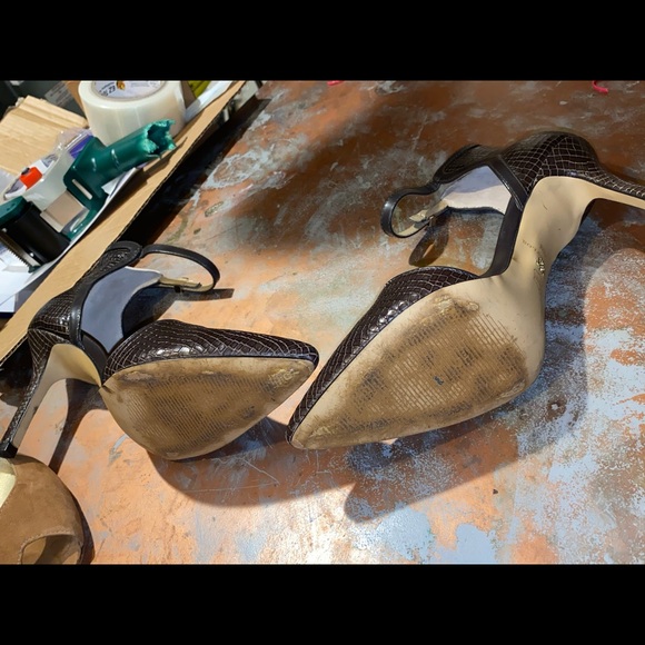 Ann Taylor Leather Crocodile Pattern - High Heels - Picture 3 of 6